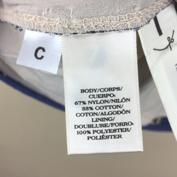 NWT Ann Taylor Blue scalloped Top Size Small - Picture 4 of 4